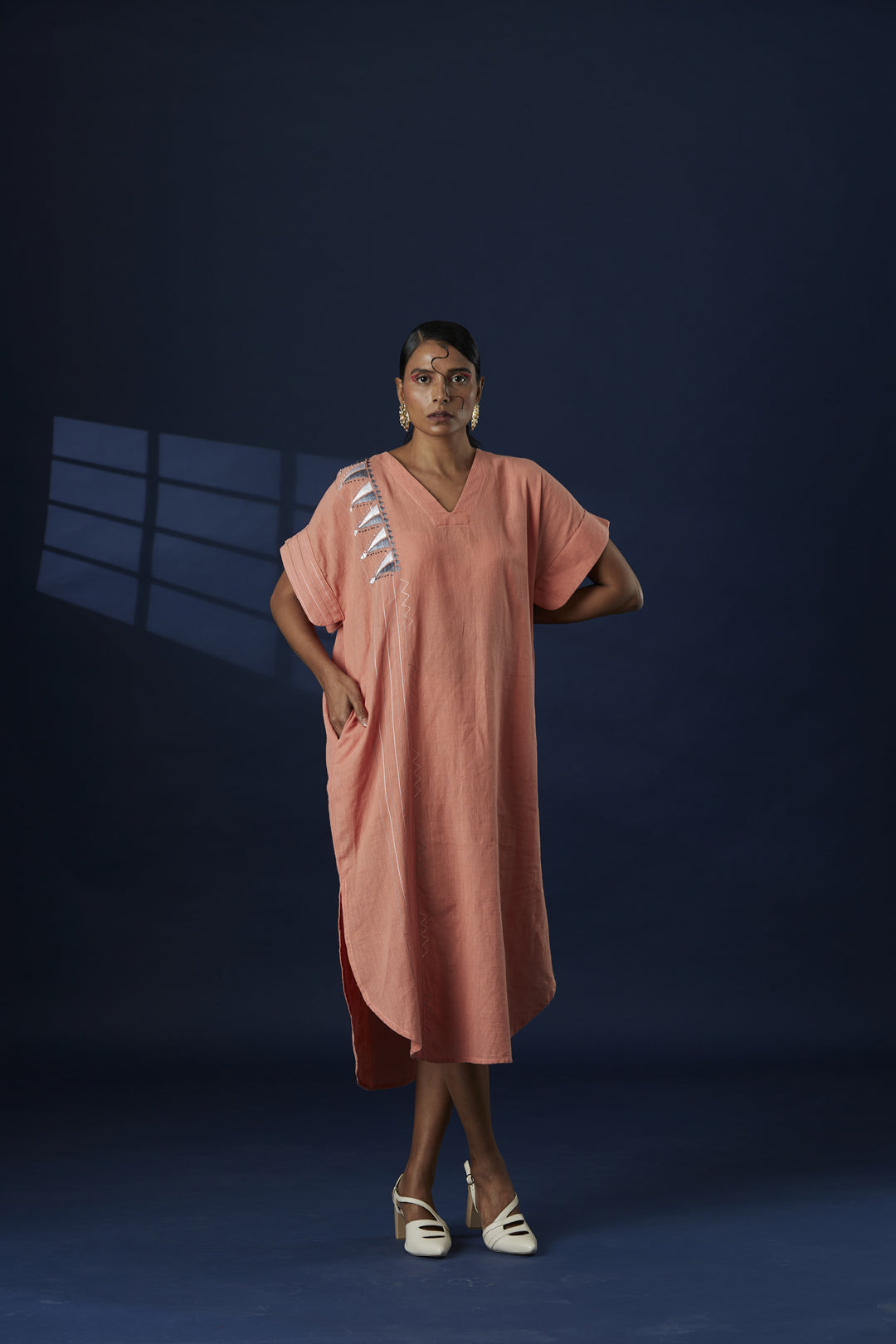 Trikon Kaftan Dress – Peach