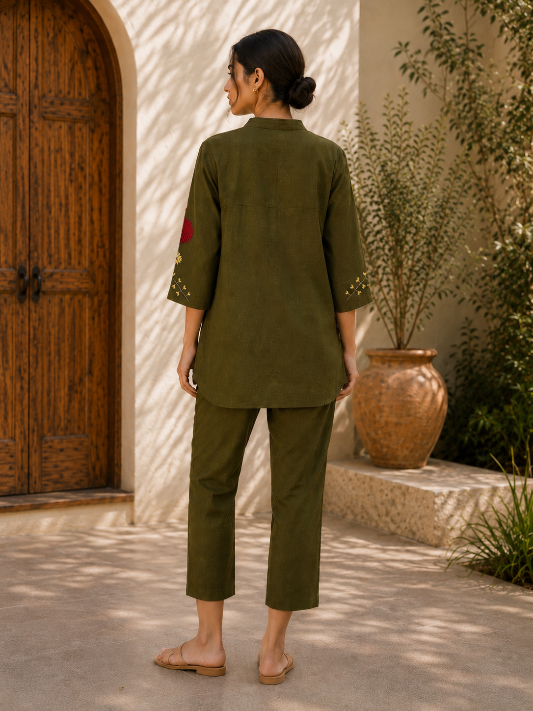 Hand-Embroidered Phulkari Motif Khaddar Co-Ord Set – Olive Green