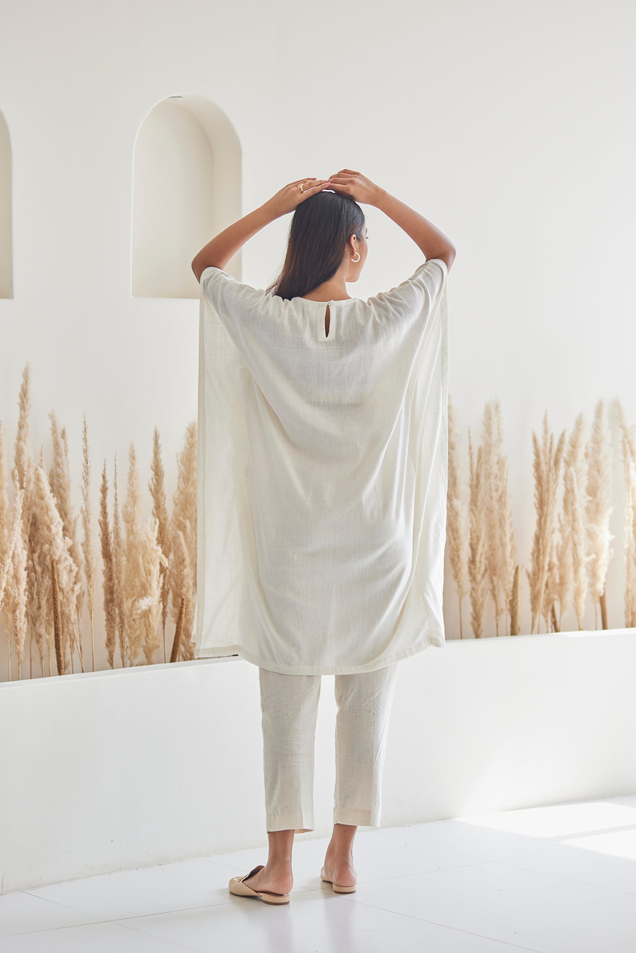 Embroidered White Cotton Kaftan