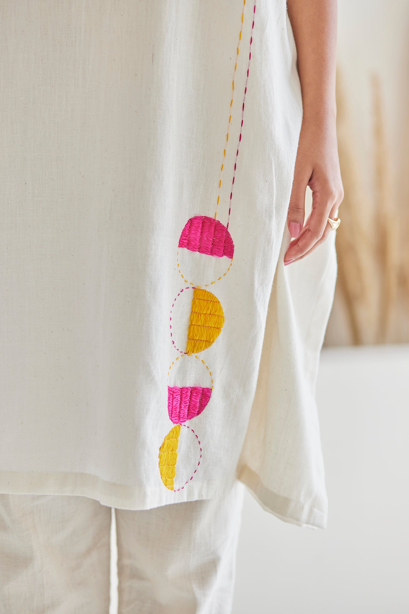 Embroidered White Cotton Kaftan